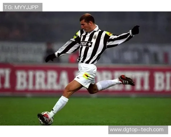 从街头到绿茵场：一个贫穷少年逆袭成足球明星的奋斗故事